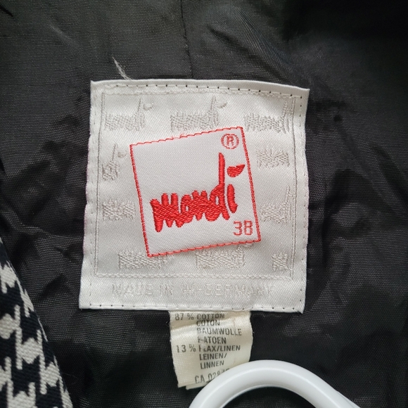 Mondi Vintage blazer with flower design size large 87% cotton 13% linen - Picture 3 of 10